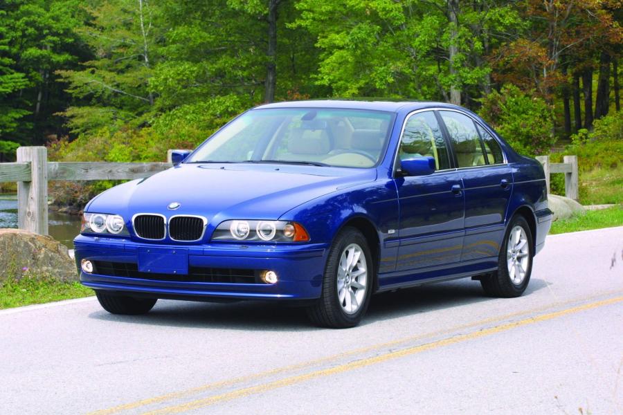  BMW 5-Series 2001 года  (фото 2 из 33)